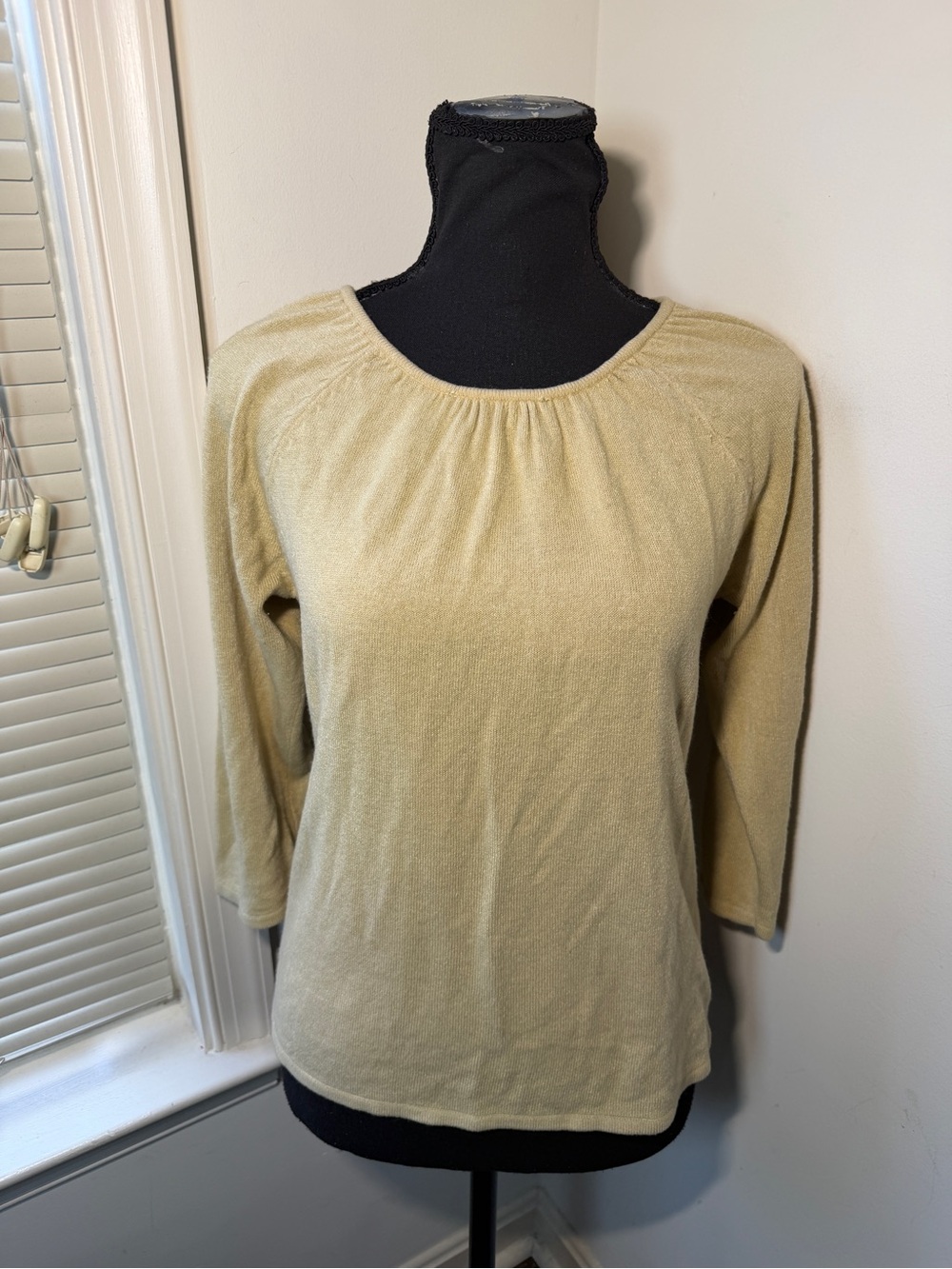 23rd St Women’s Beige Lightweight Knit Sweater 3/4 Sleeve Size Small